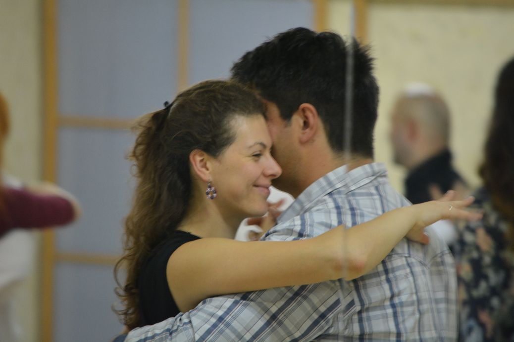 Cadena tango school